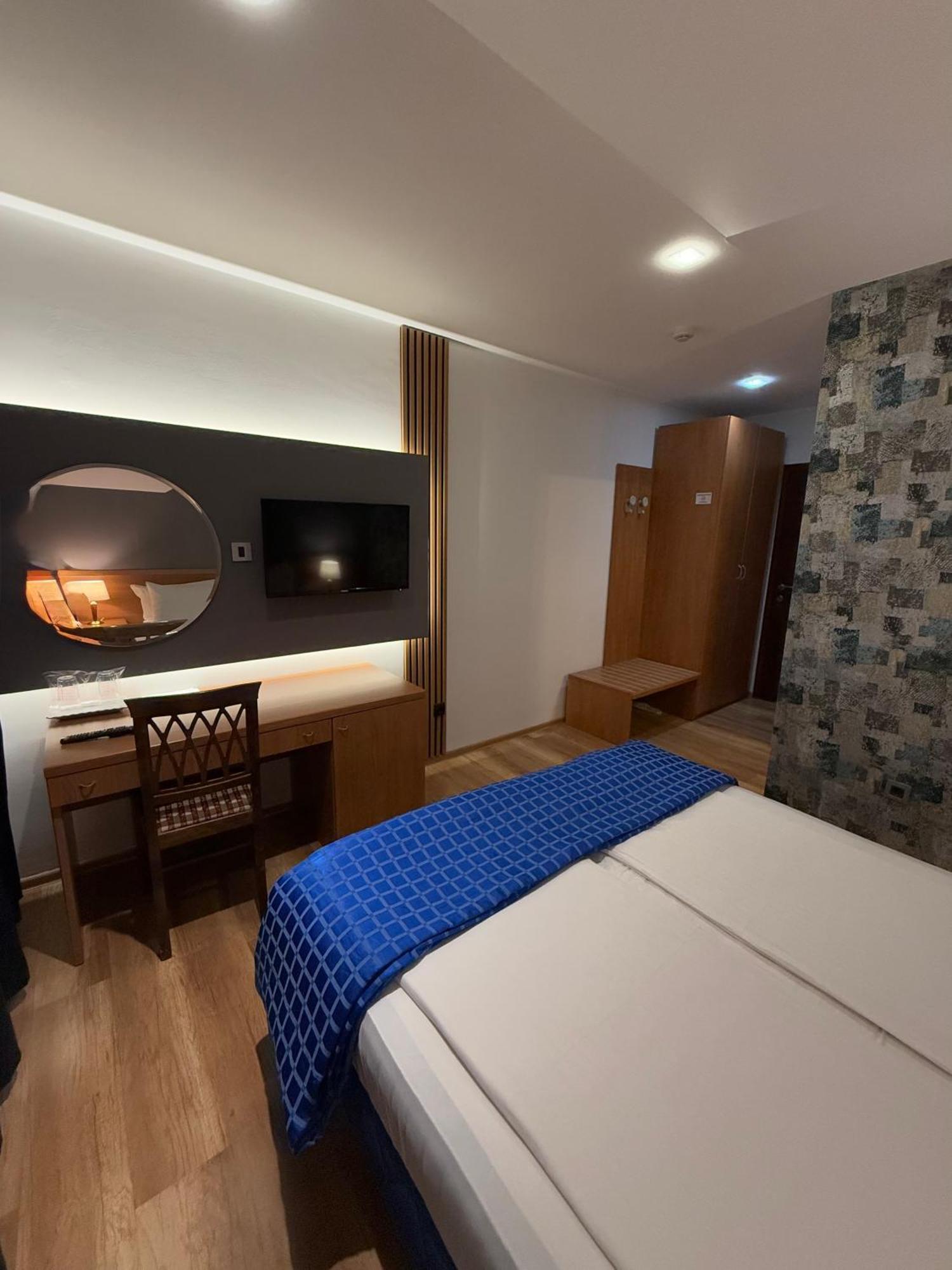 Motel M Vlasenica מראה חיצוני תמונה
