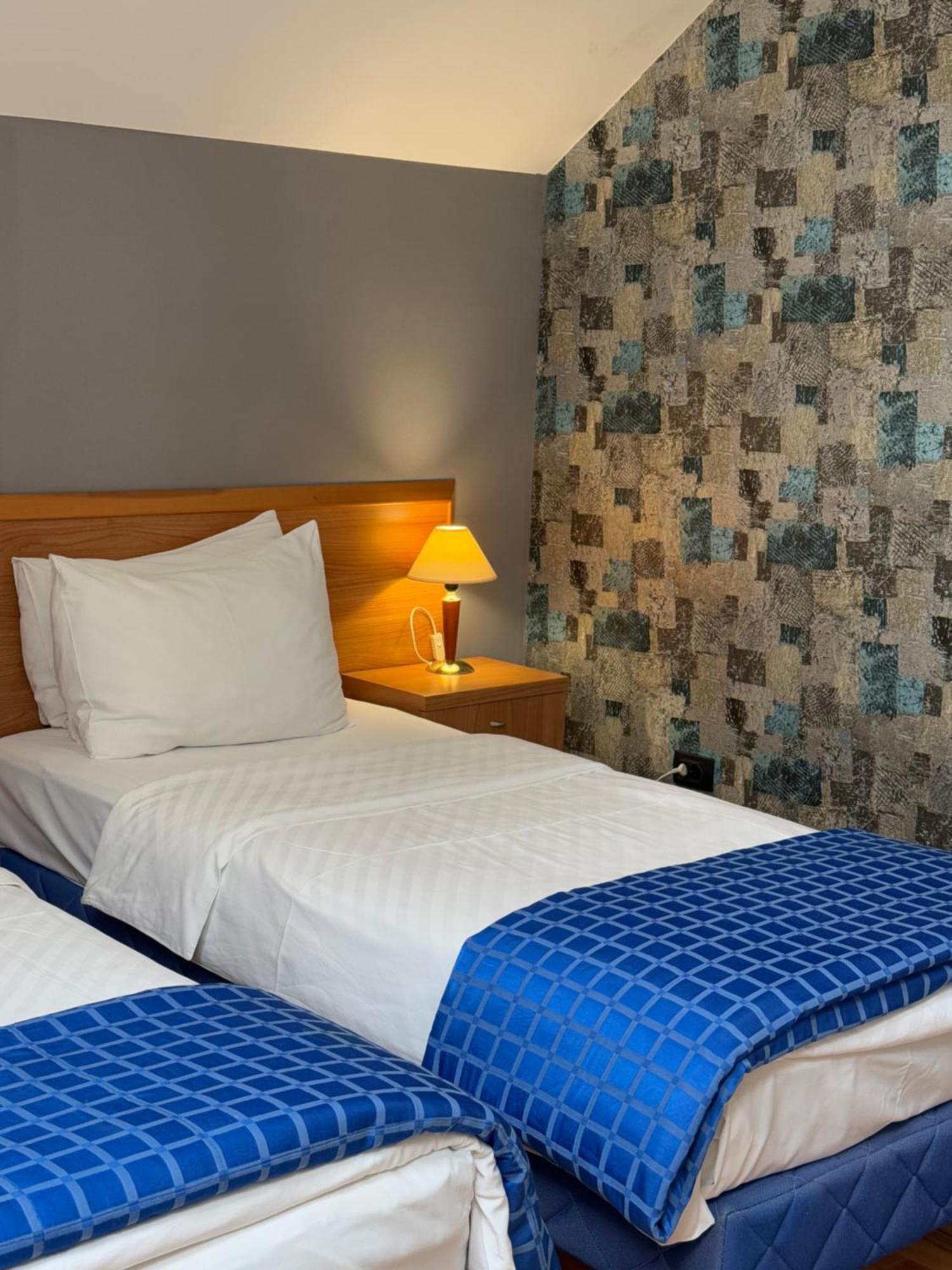 Motel M Vlasenica מראה חיצוני תמונה