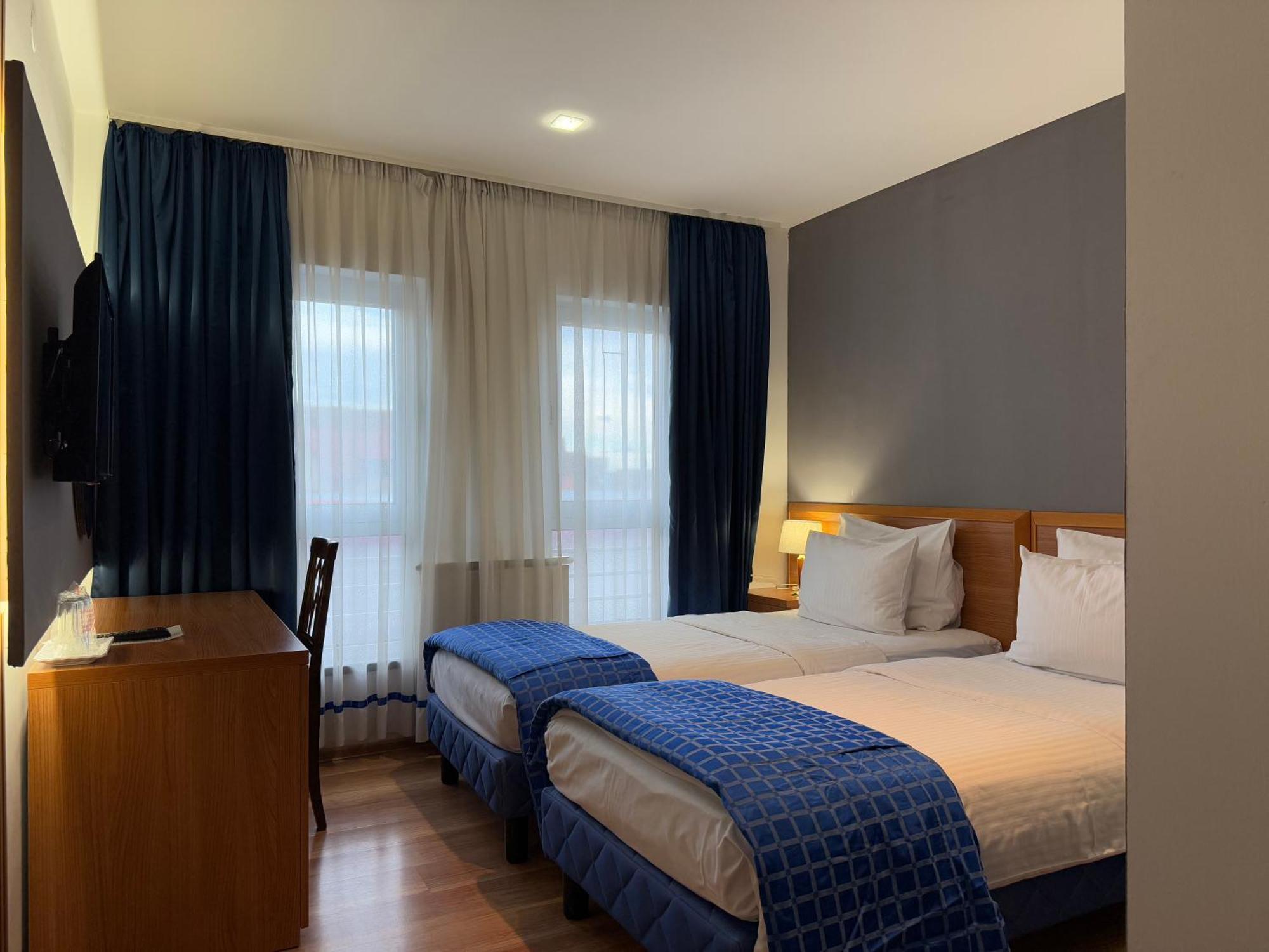 Motel M Vlasenica מראה חיצוני תמונה