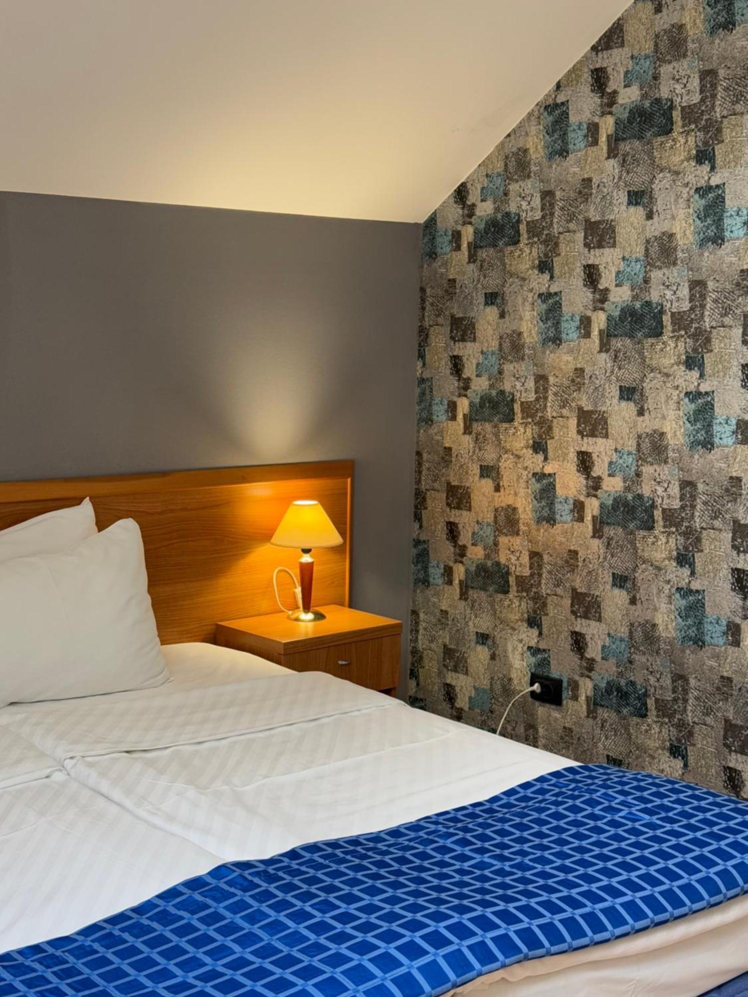 Motel M Vlasenica מראה חיצוני תמונה