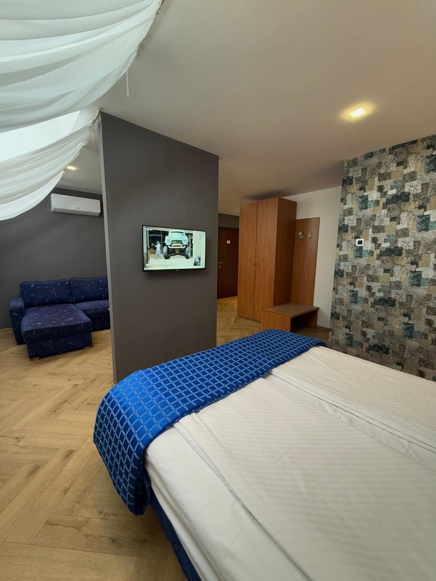 Motel M Vlasenica מראה חיצוני תמונה